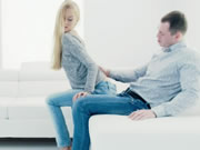 烏克蘭金髮女郎享受浪漫的性交